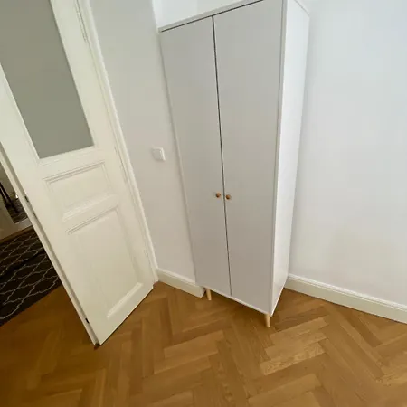Family Friendly - Super Bright - Old Town *